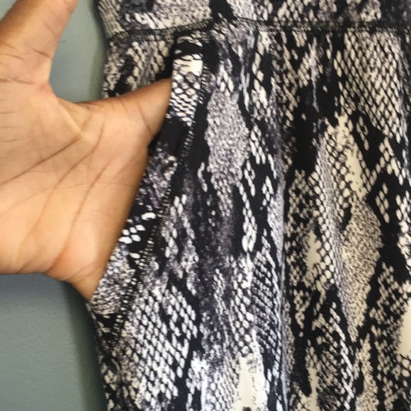 Snakeskin Print Lightweight Joggers - Picture 7 of 8